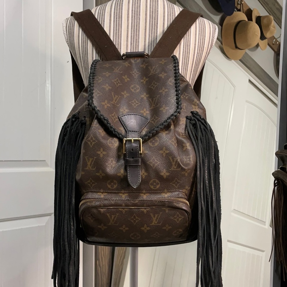 Louis Vuiton Vintage backpack with frindge